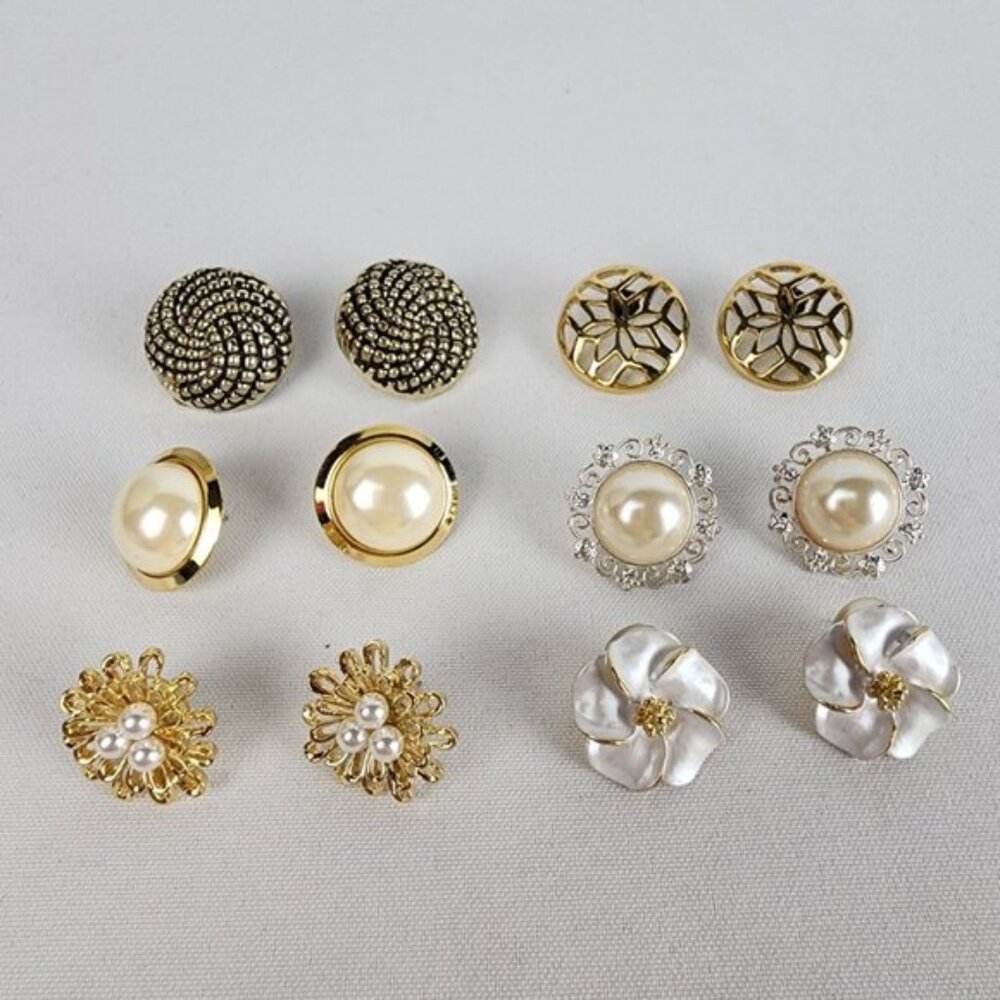 Vintage 80s Gold&Cream Flower Pierced Earrings